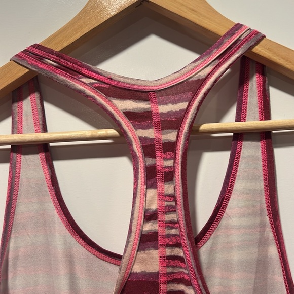 Nike Women’s Workout Top, Dri-FIT Slim Fit, Pink & Grey, Size Medium - Picture 6 of 7